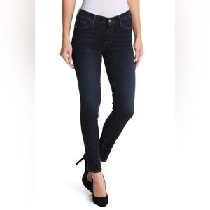 FRAME Dark Blue Skinny Jeans in Wellington